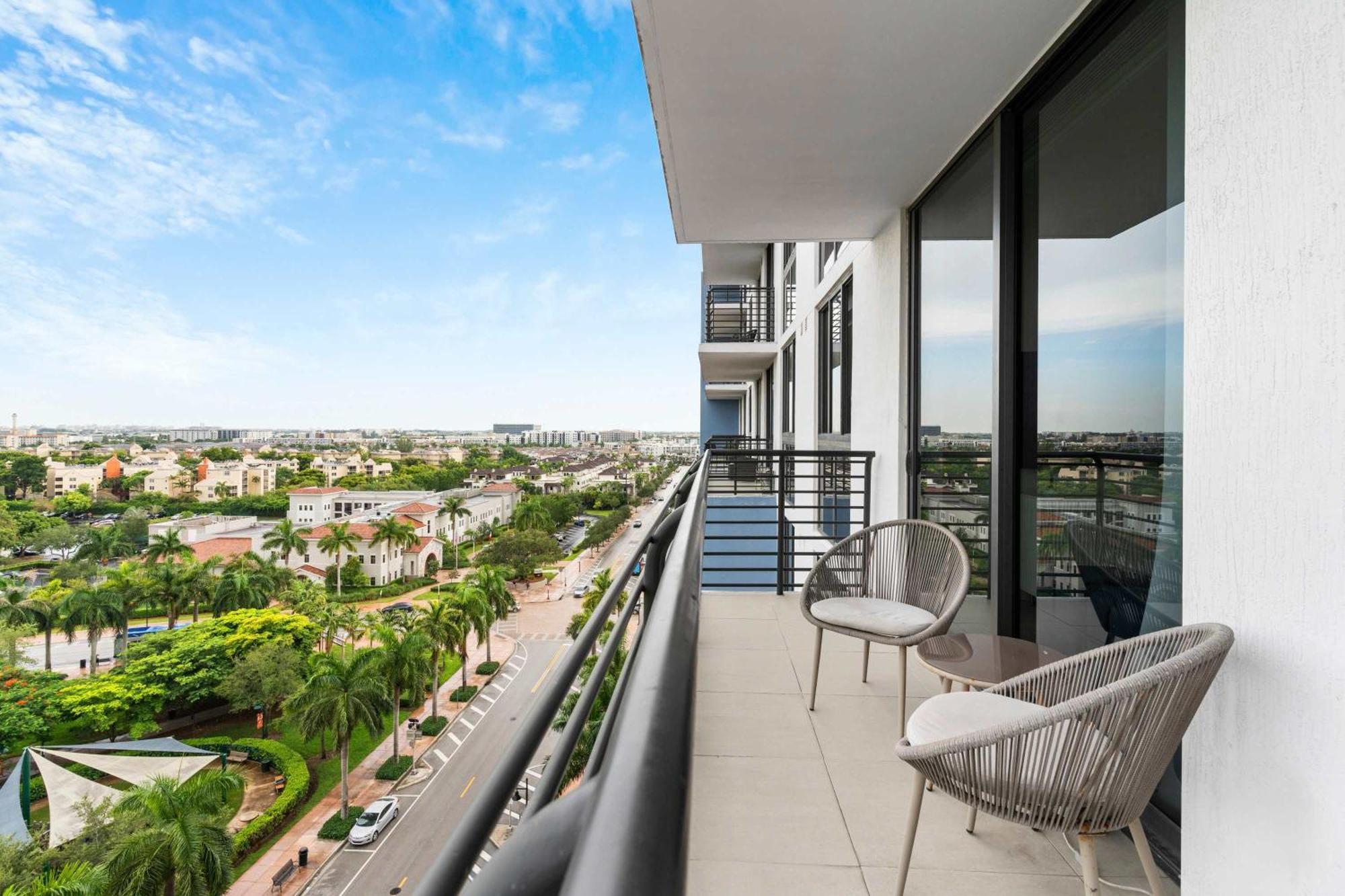 La Central- Cityplace Doral And Across From A Park Ferienhaus *